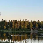 Modernia Luonnon Keskellae * Soderudden