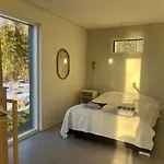 Modernia Luonnon Keskellae Apartmán Soderudden