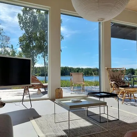 Modernia Luonnon Keskellae Apartment Soderudden