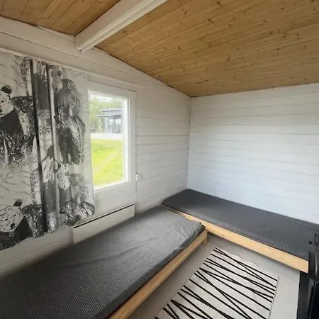 Modernia Luonnon Keskellae