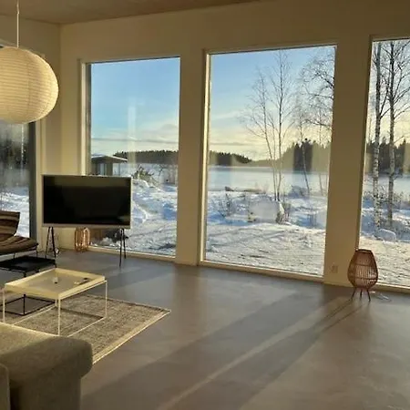 Modernia Luonnon Keskellae * Soderudden