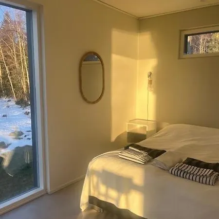 Modernia Luonnon Keskellae Apartment Soderudden
