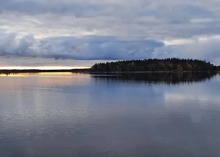 Daire Modernia Luonnon Keskellae *