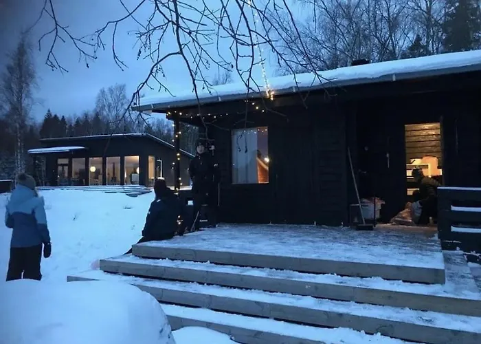 Modernia Luonnon Keskellae