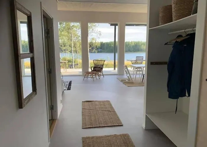 Modernia Luonnon Keskellae Daire Soderudden